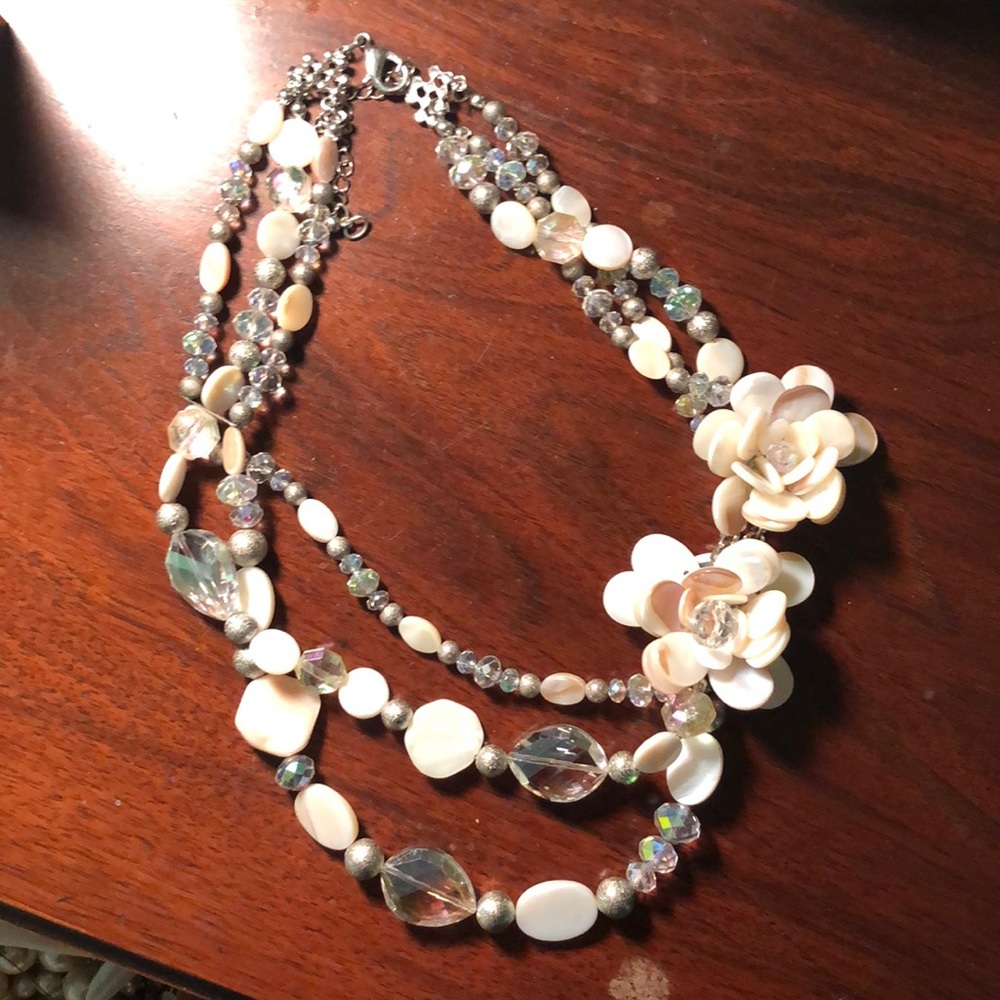 Choker necklace